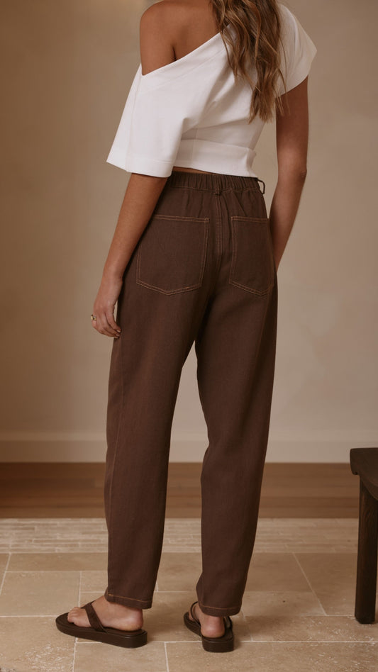 Cleora Barrel Jeans - Chocolate