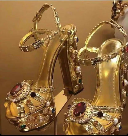 Chunky Gold Platforms